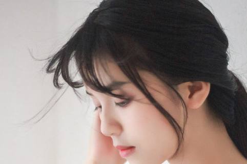 唯美转身 第1张
