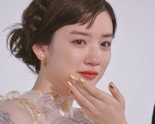 阿耳戈英雄们带着美狄亚逃跑 第1张