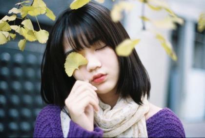 别因为仰望别人而看不到自己 第1张