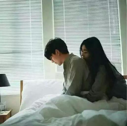 夏季优美现代诗欣赏：尾声和前行 第1张
